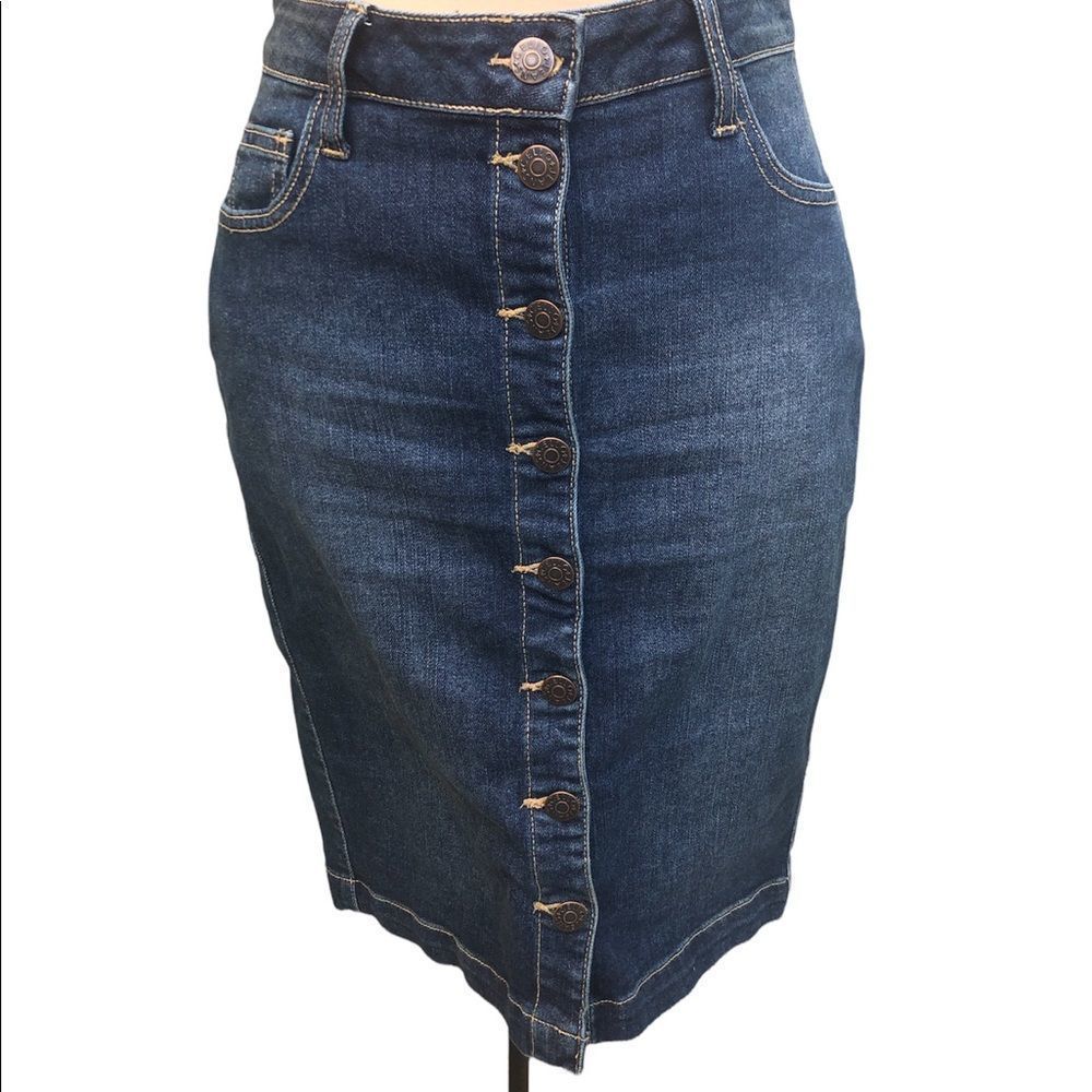 Cello Denim Skirt -Knee length Size Small